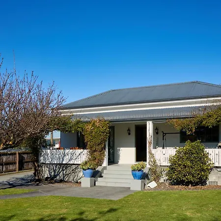 Ludstone Villa - A Charming Family Home Kaikoura Exterior photo