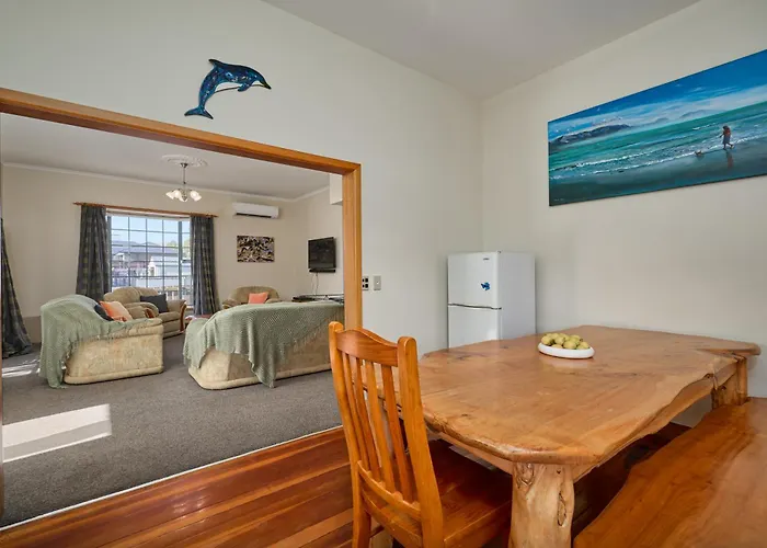 Ludstone Villa - A Charming Family Home